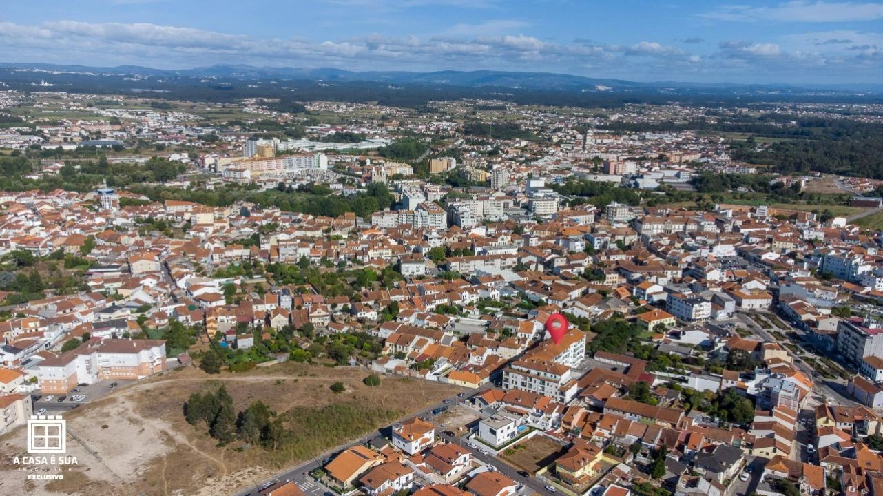 Apartamento T2 para Venda em Ovar Foto 25