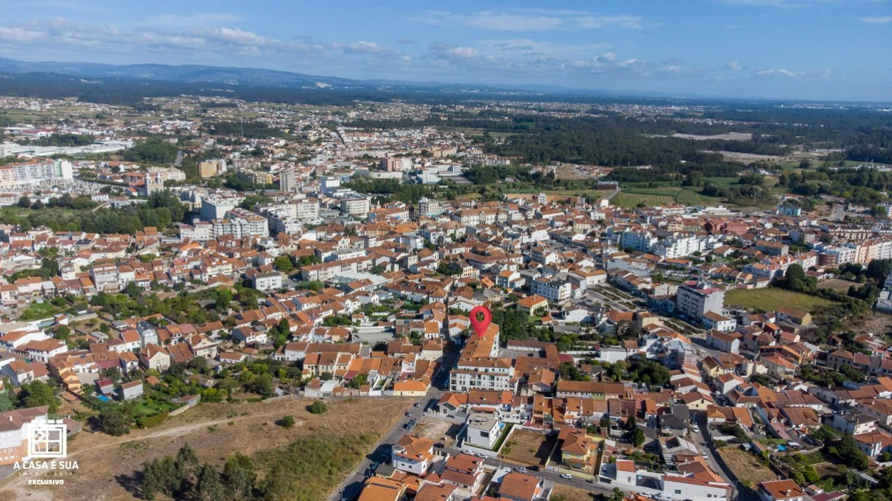 Apartamento T2 para Venda em Ovar Foto 27
