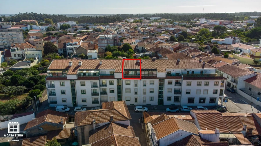 Apartamento T2 para Venda em Ovar Foto 1