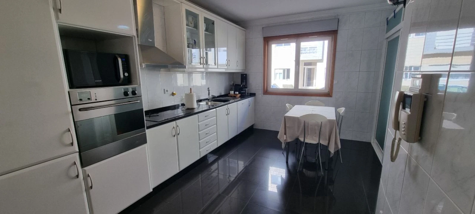 Moradia T4 para Arrendamento em Labruge Foto 38