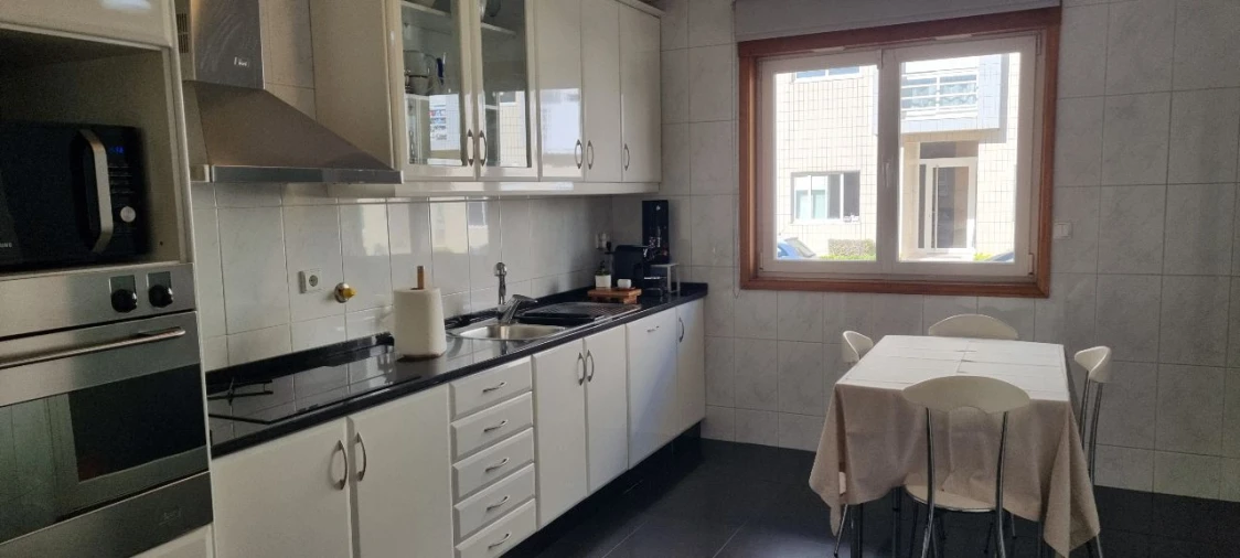 Moradia T4 para Arrendamento em Labruge Foto 43