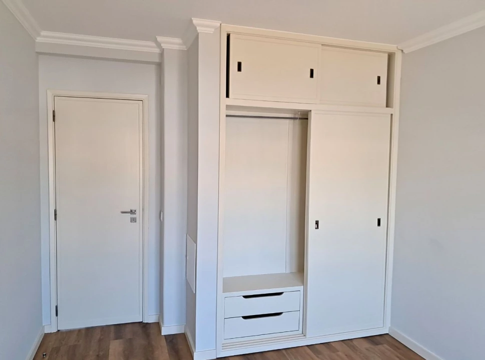 Apartamento T4 para Arrendamento em Lisboa Foto 6