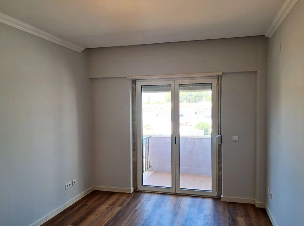 Apartamento T4 para Arrendamento em Lisboa Foto 7