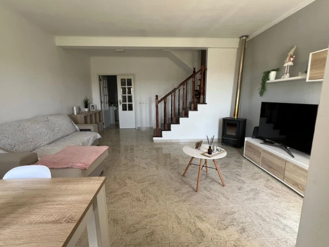 Moradia T4 para Venda em Casal de Santo António Foto 2