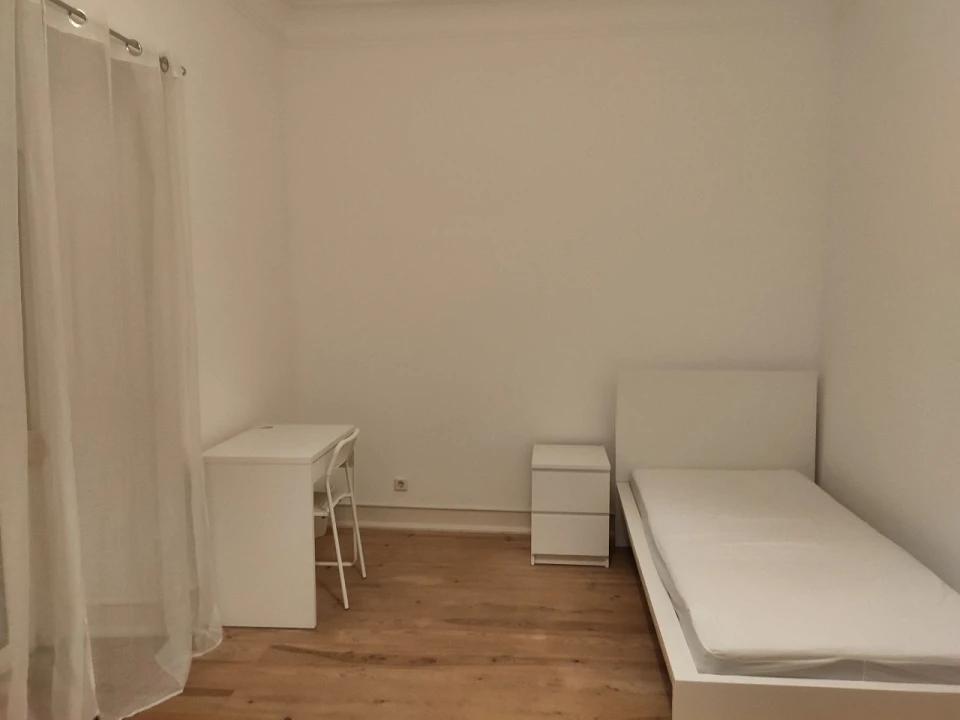 Negócio para Venda em Amadora Foto 3