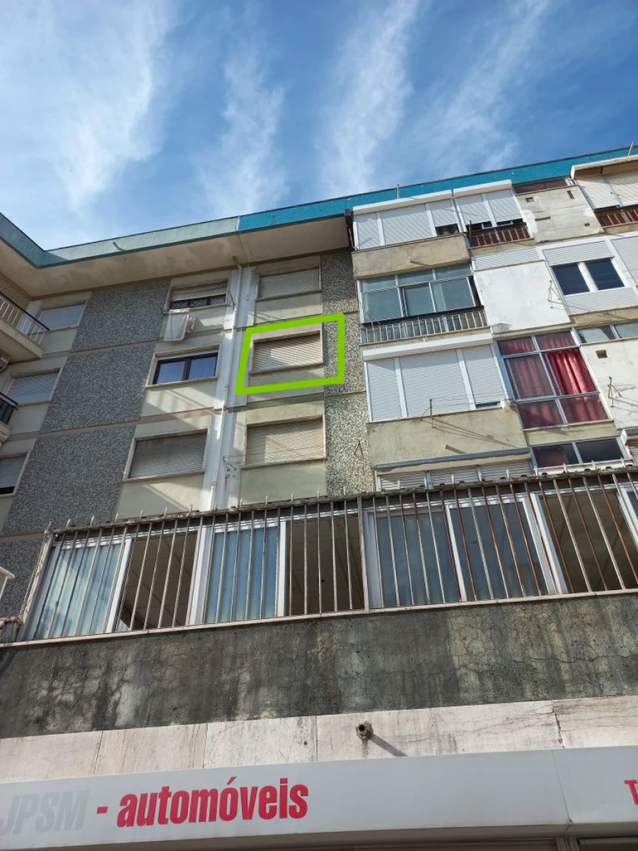 Apartamento T2 para Venda em Sacavém Foto 5