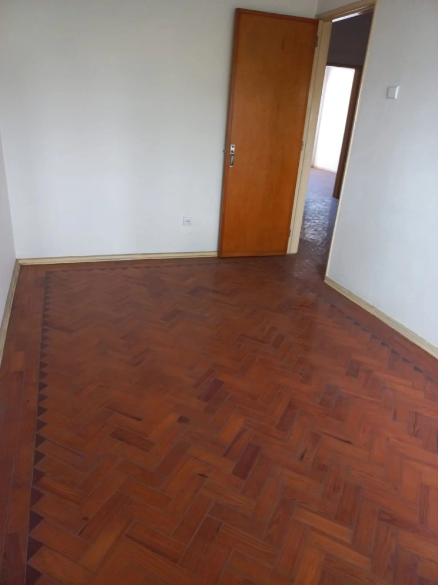 Apartamento T2 para Venda em Sacavém Foto 14