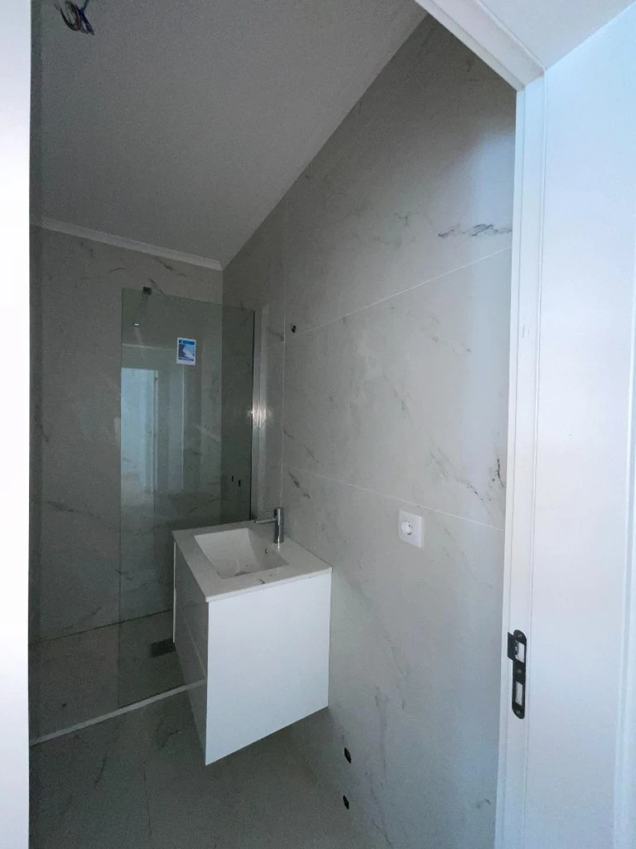 Apartamento T2 para Venda em Melres Foto 12