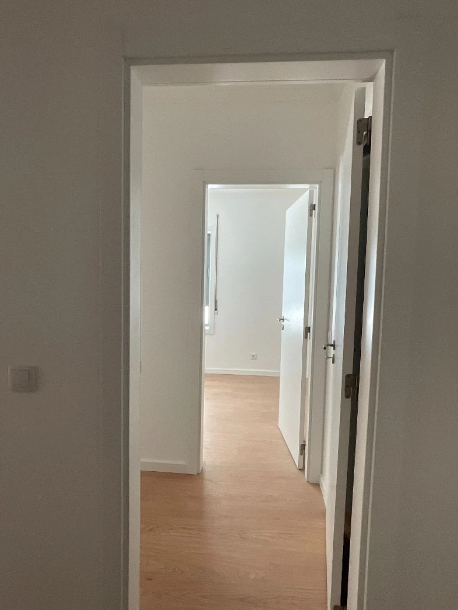 Apartamento T2 para Venda em Melres Foto 9