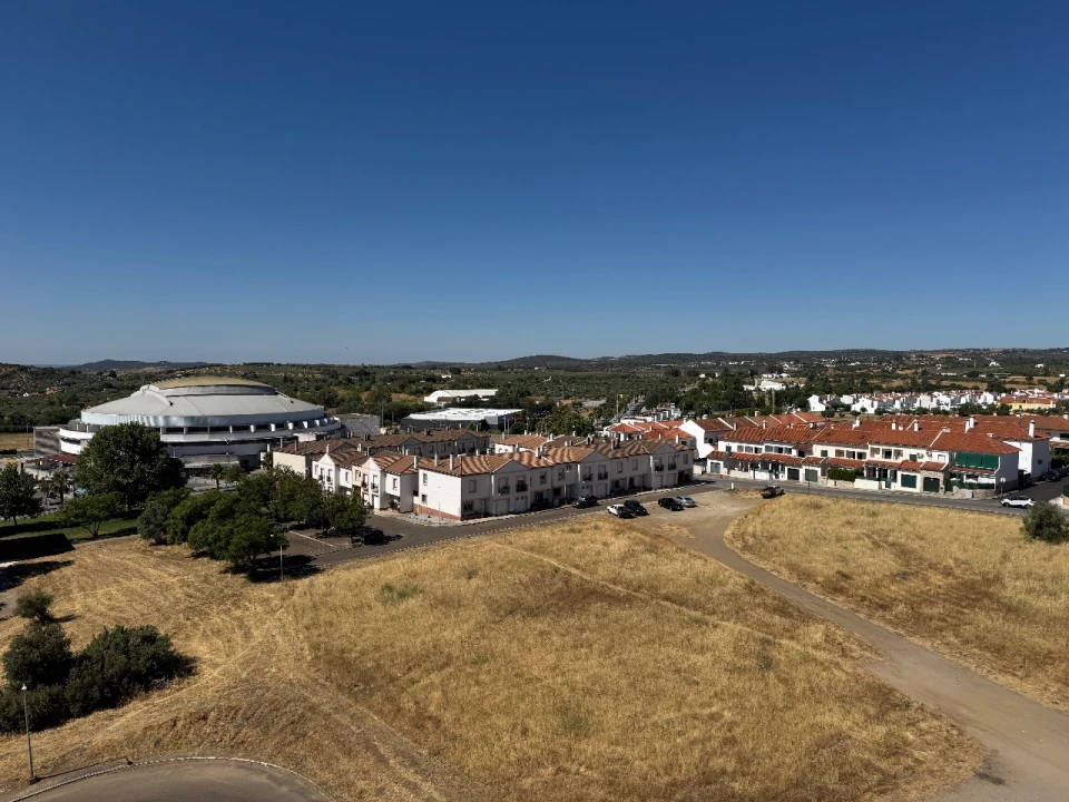 Apartamento T2 para Venda em Elvas Foto 7