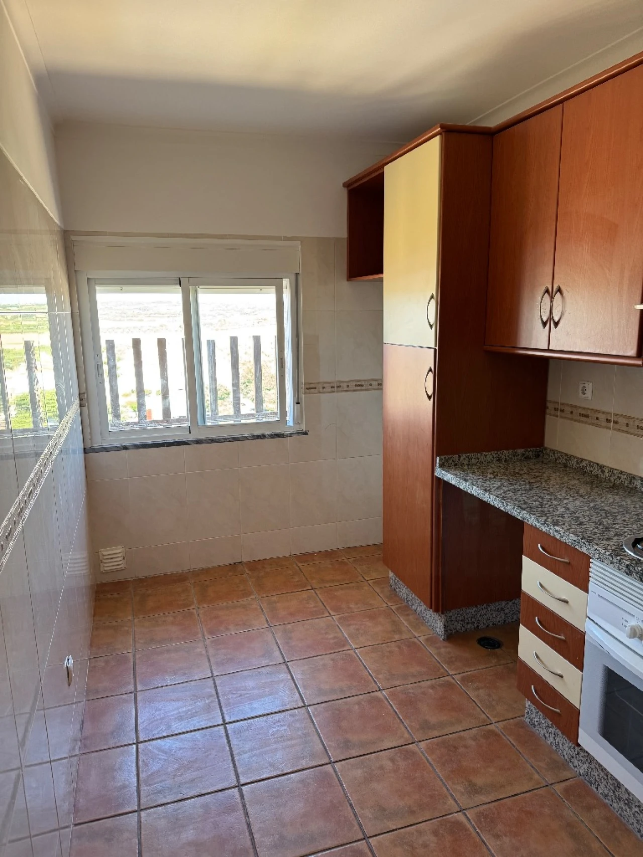 Apartamento T2 para Venda em Elvas Foto 12
