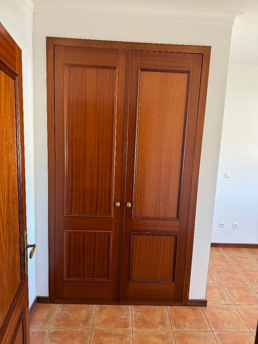 Apartamento T2 para Venda em Elvas Foto 11