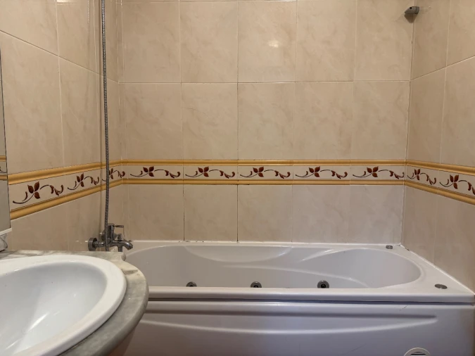 Apartamento T2 para Venda em Elvas Foto 16