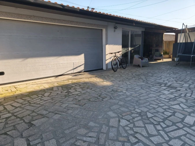 Moradia T6 para Venda em Junqueira Foto 16