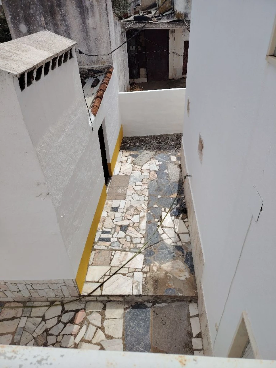 Moradia T2 para Venda em Vila viçosa Foto 37