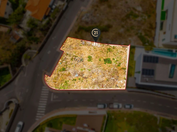 Terreno para Venda em Funchal Foto 11