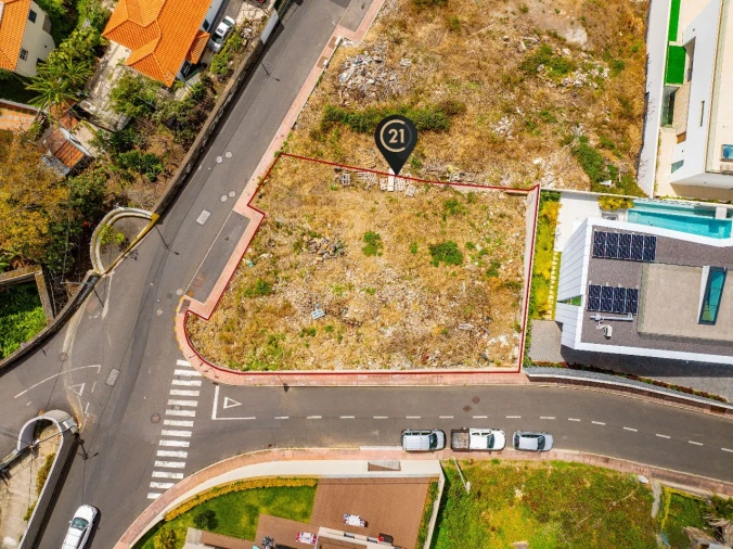 Terreno para Venda em Funchal Foto 7
