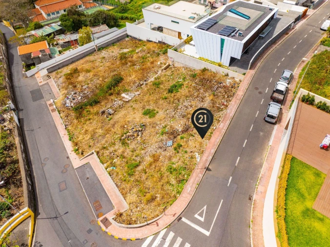 Terreno para Venda em Funchal Foto 8