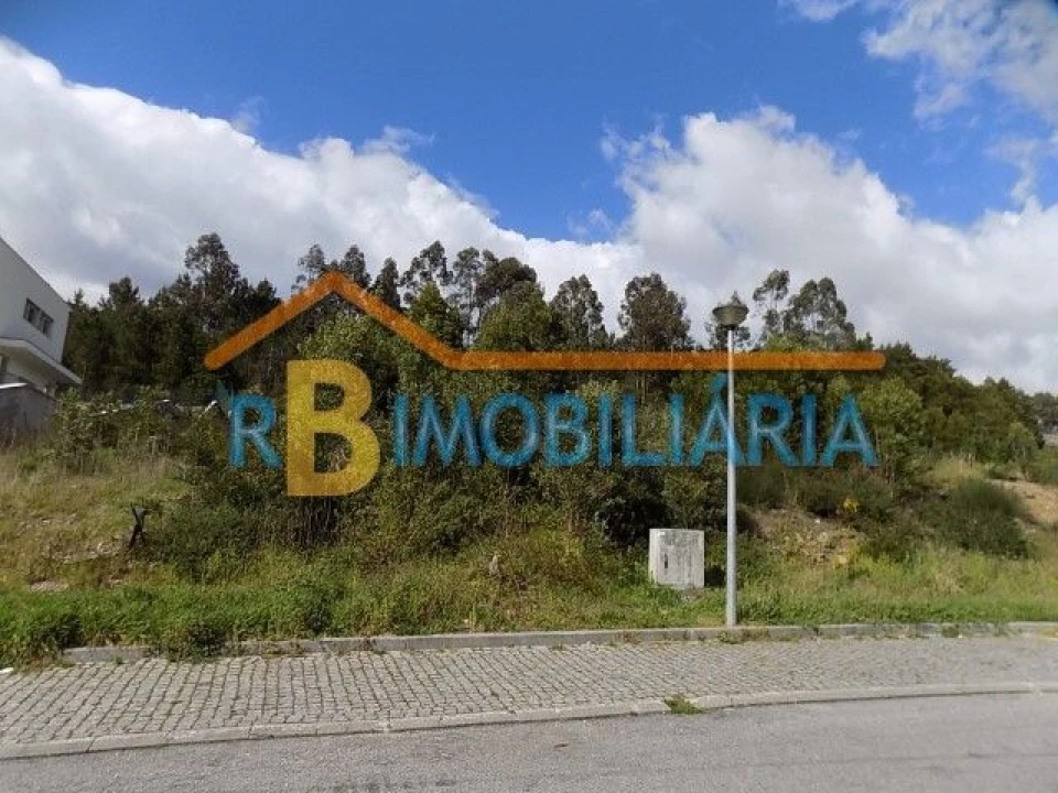 Terreno P/ Prédio para Venda em Mozelos Foto 2