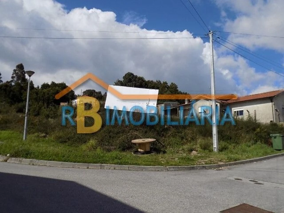 Terreno P/ Prédio para Venda em Mozelos Foto 8