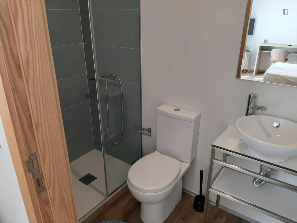 Quarto para Arrendamento em Guimarães Foto 4