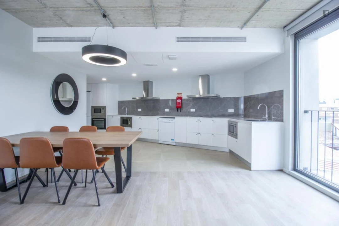 Quarto para Arrendamento em Guimarães Foto 7