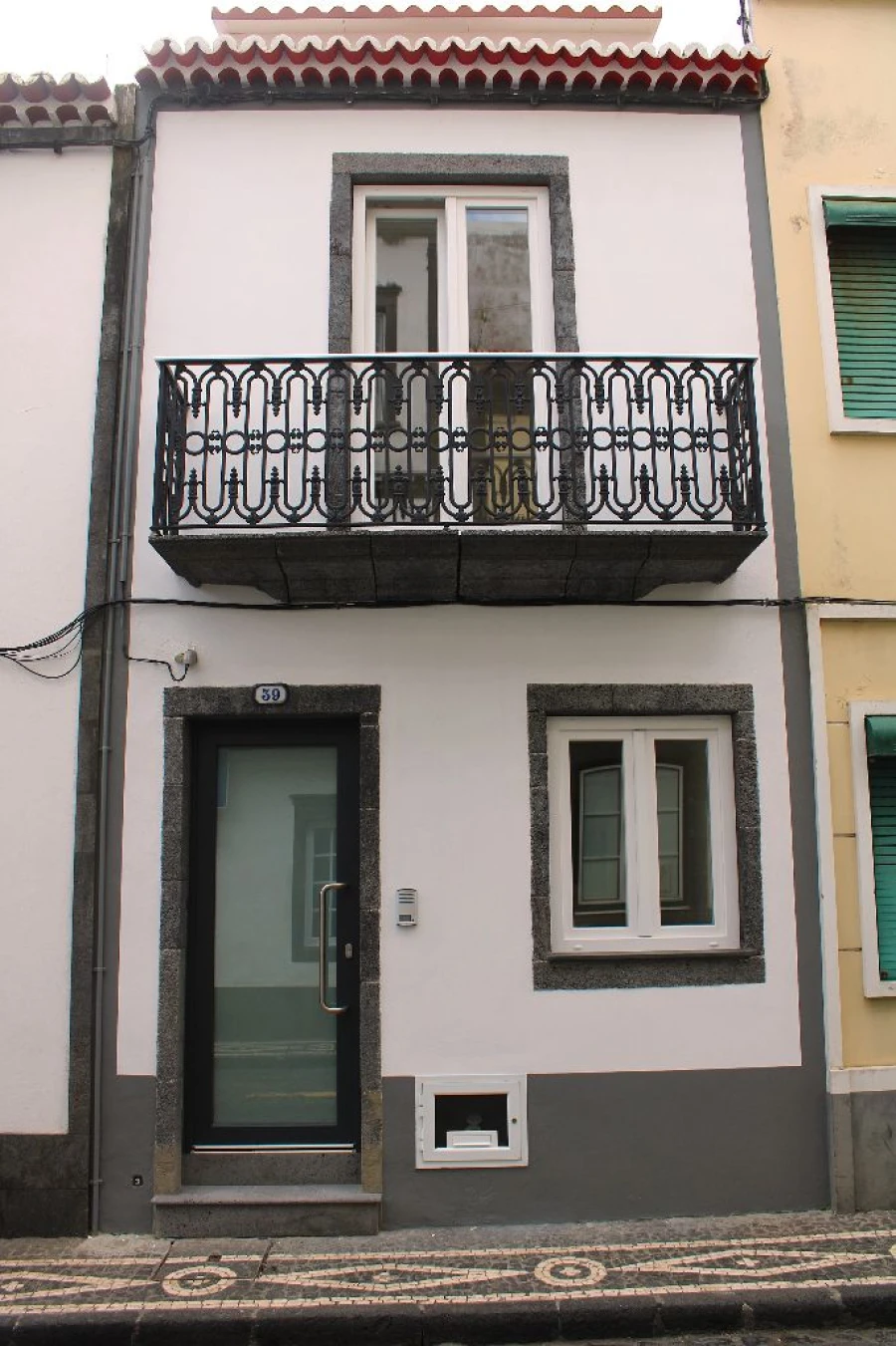 Moradia T3 para Venda em Ponta Delgada Foto 1