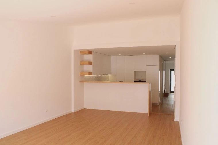 Moradia T3 para Venda em Ponta Delgada Foto 11