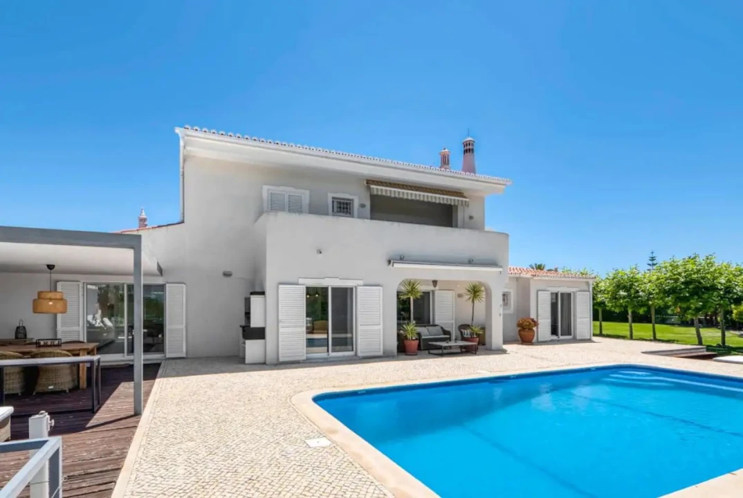 Moradia T4 para Arrendamento férias em Areias dos Moínhos Foto 9