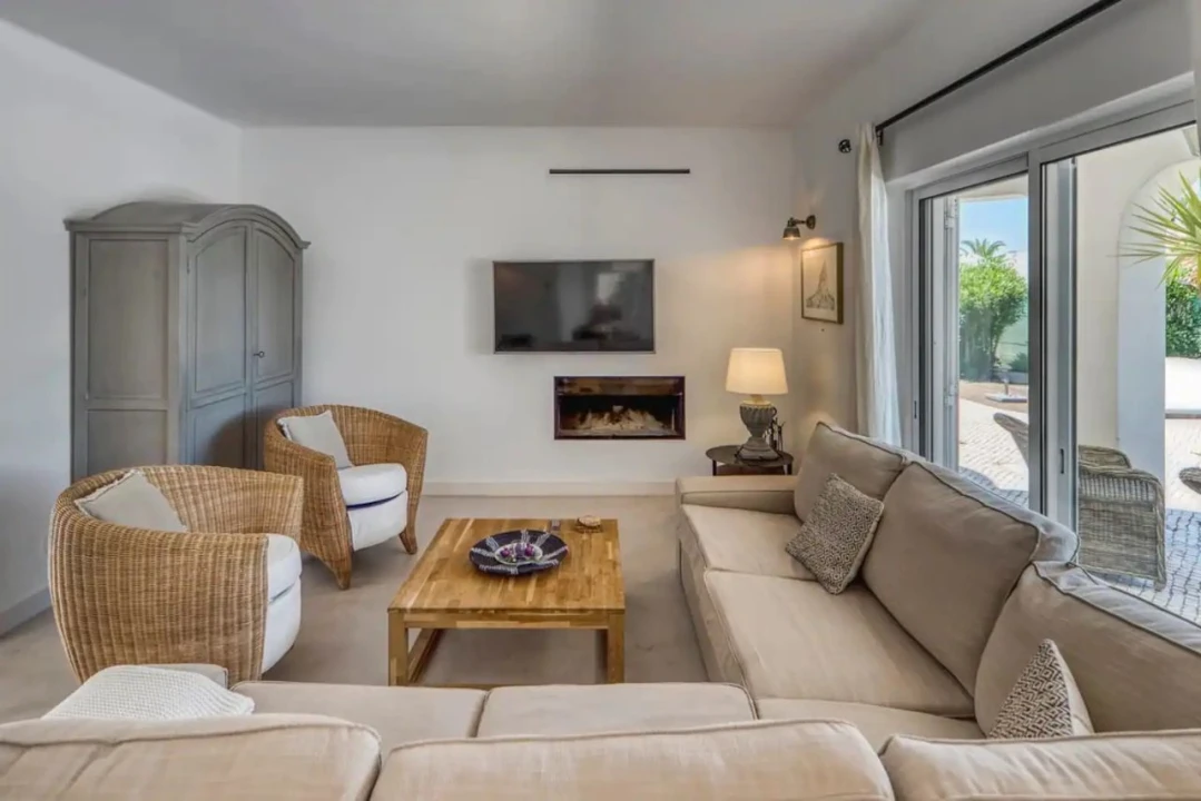 Moradia T4 para Arrendamento férias em Areias dos Moínhos Foto 13