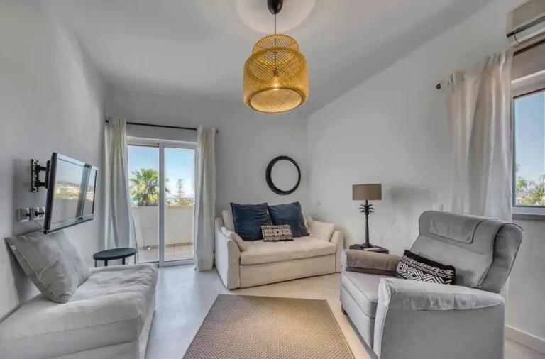 Moradia T4 para Arrendamento férias em Areias dos Moínhos Foto 12