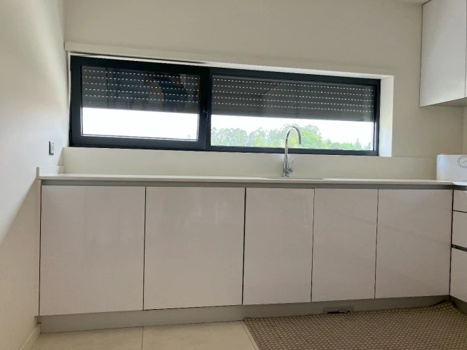 Moradia T3 para Arrendamento em Abade de Vermoim Foto 18