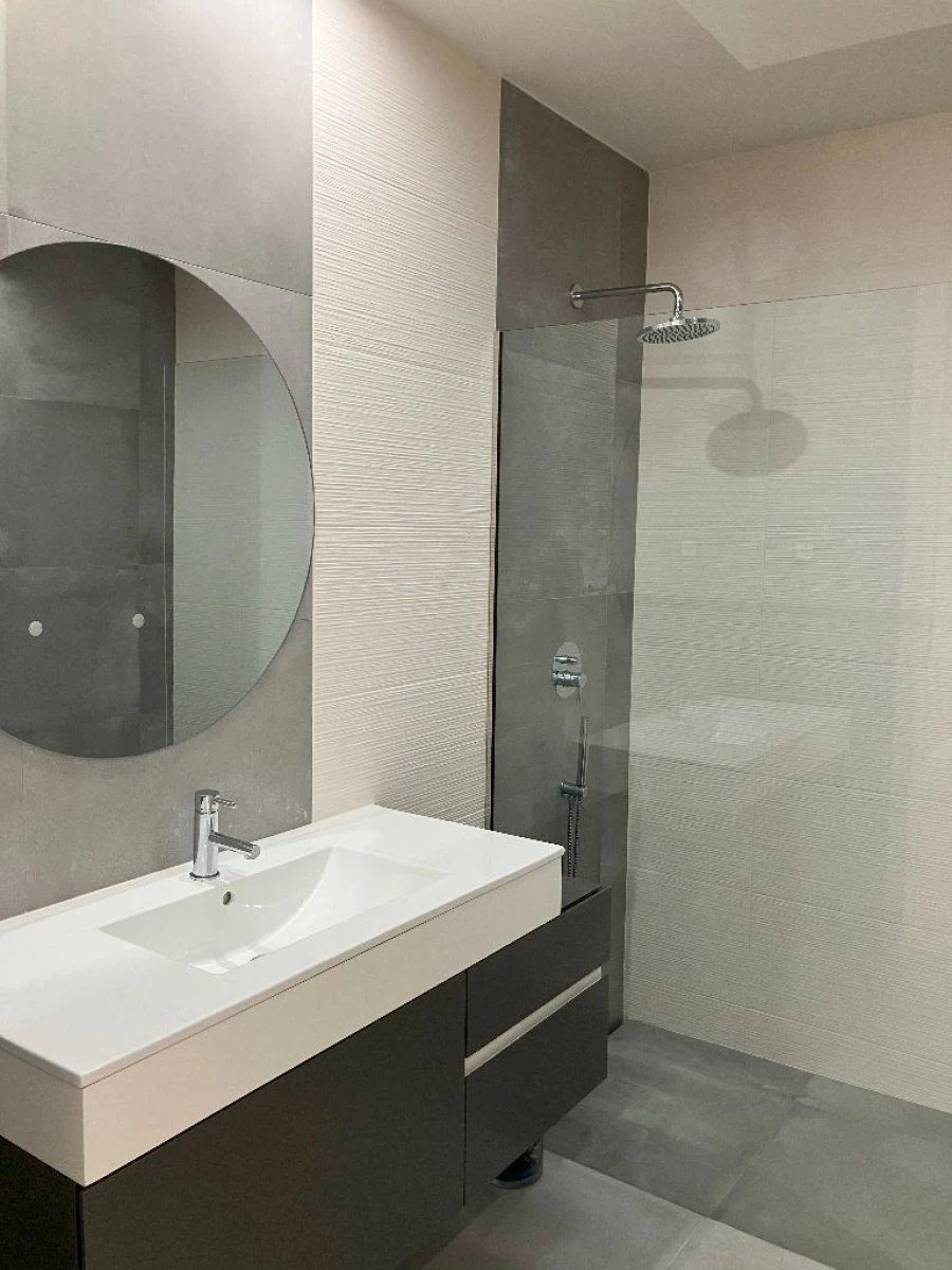 Moradia T3 para Arrendamento em Abade de Vermoim Foto 26