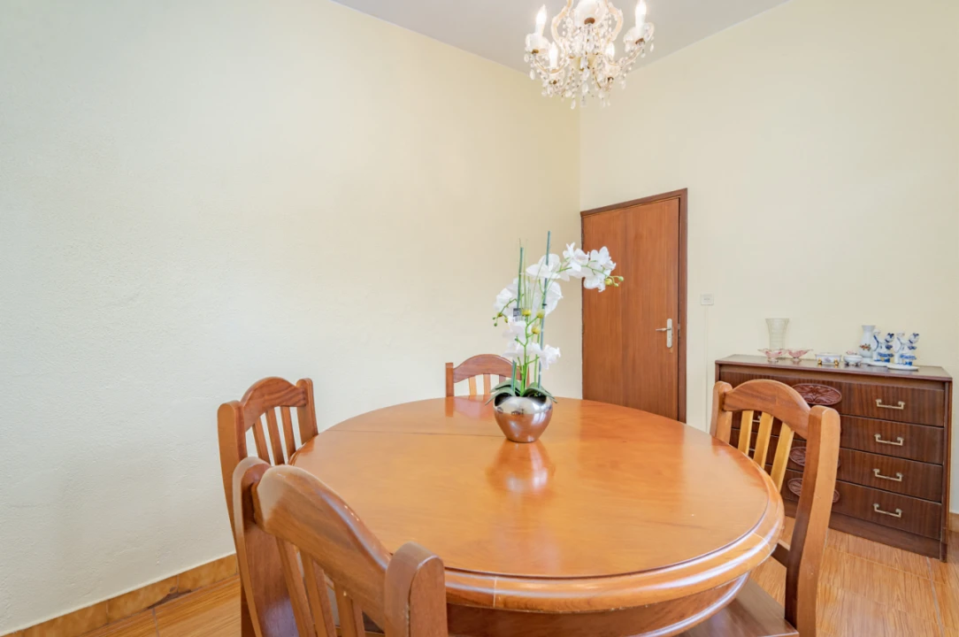 Moradia T4 para Venda em Pico Foto 9