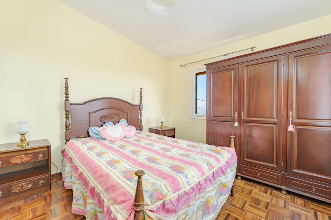 Moradia T4 para Venda em Pico Foto 14