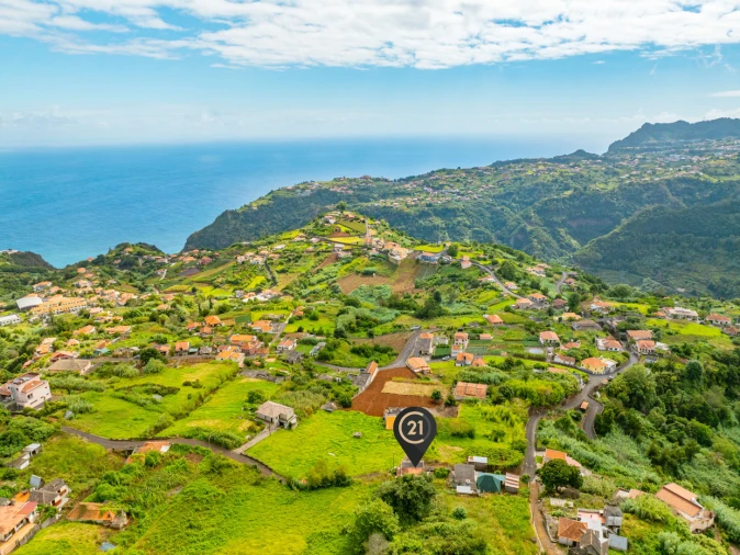 Moradia T4 para Venda em Pico Foto 24