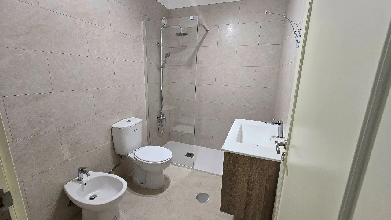 Apartamento T4 para Venda em Porto Foto 20