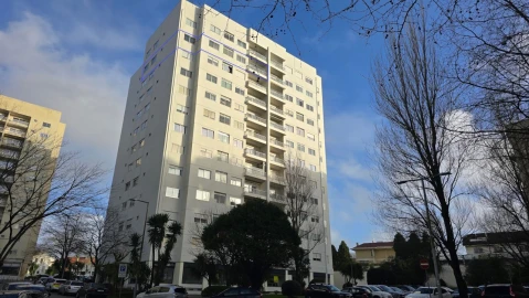 Apartamento T4 para Venda em Porto