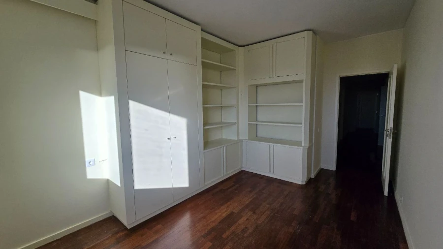 Apartamento T4 para Venda em Porto Foto 18