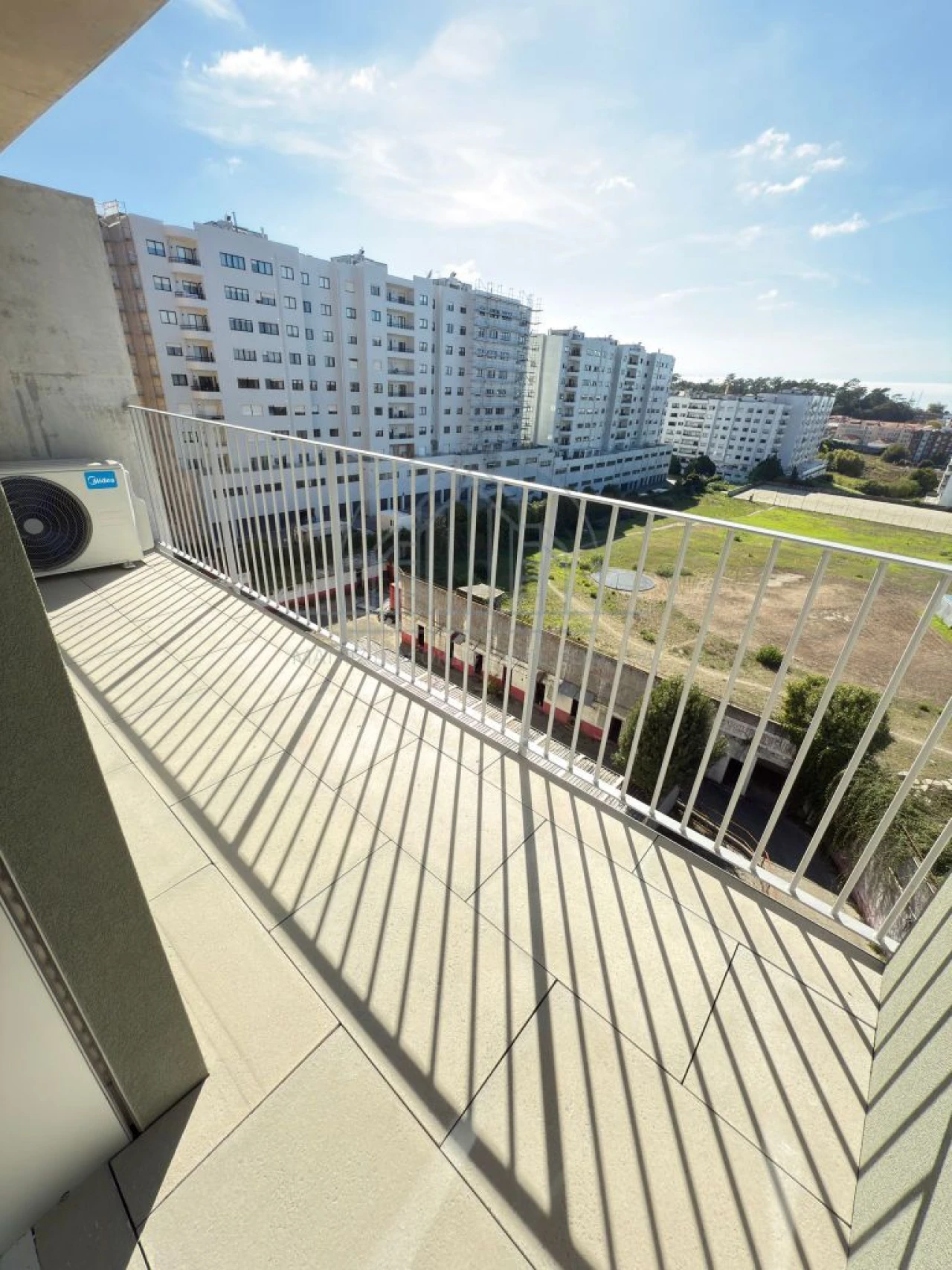 Apartamento T1 para Arrendamento em Porto Foto 4