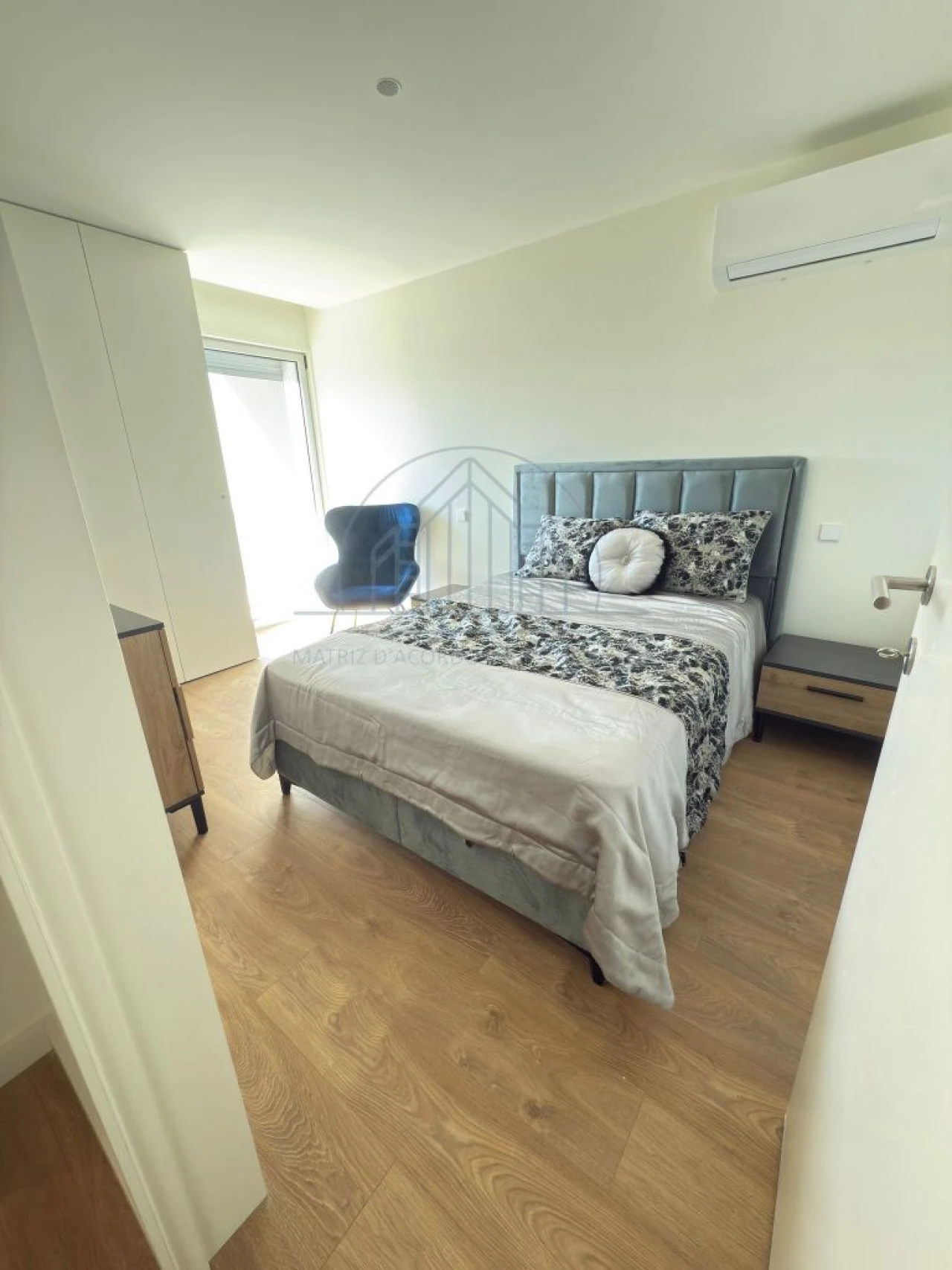 Apartamento T1 para Arrendamento em Porto Foto 3