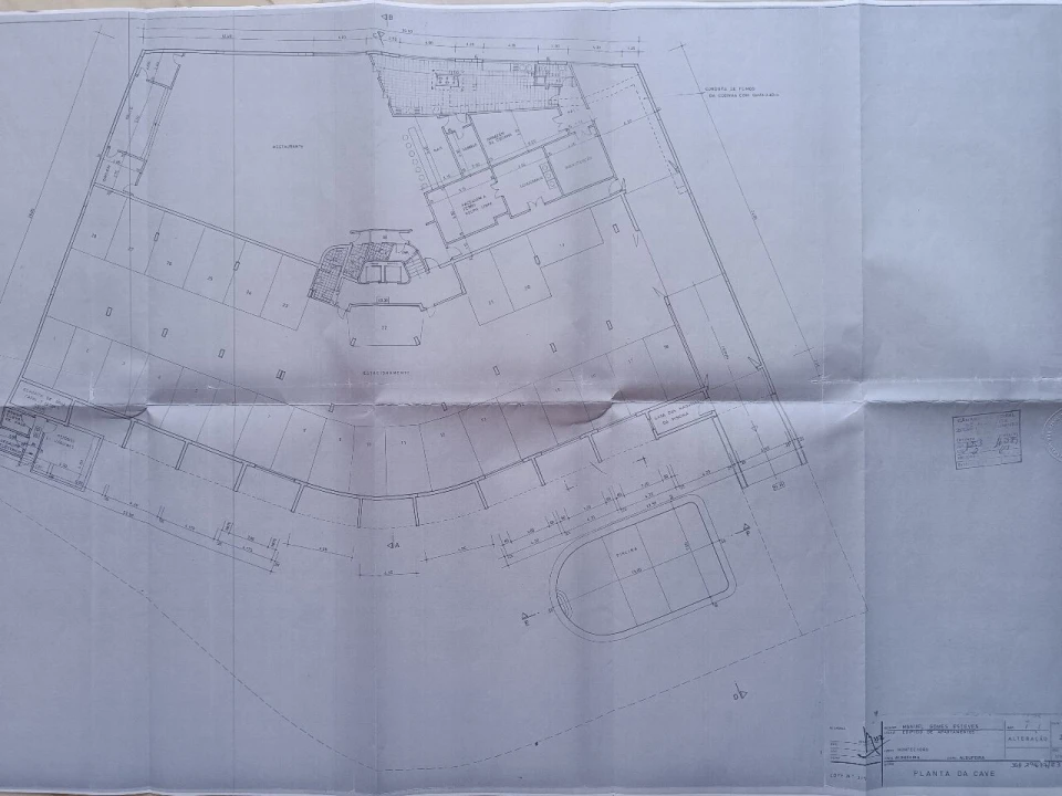 Garagem para Venda em Albufeira Foto 4