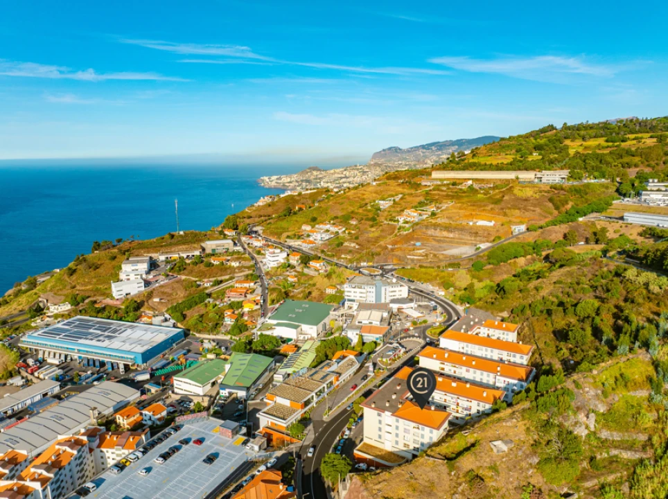 Apartamento T3 para Venda em Caniço Foto 24