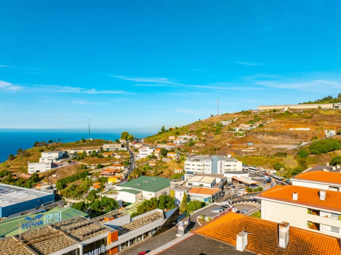 Apartamento T3 para Venda em Caniço Foto 2