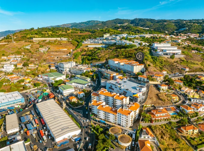 Apartamento T3 para Venda em Caniço Foto 23