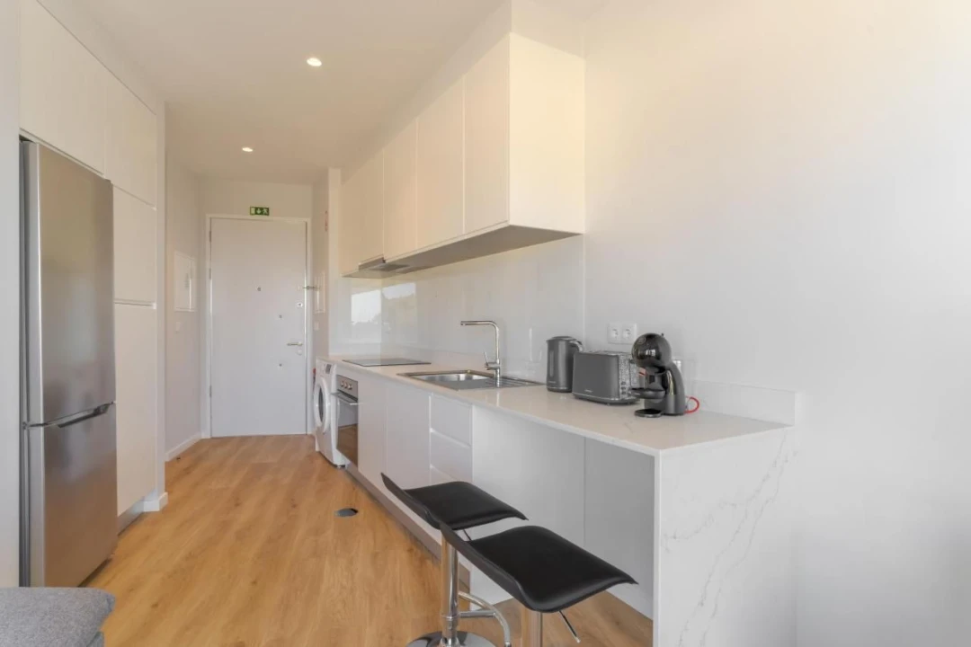 Apartamento T0 para Arrendamento em Funchal Foto 4