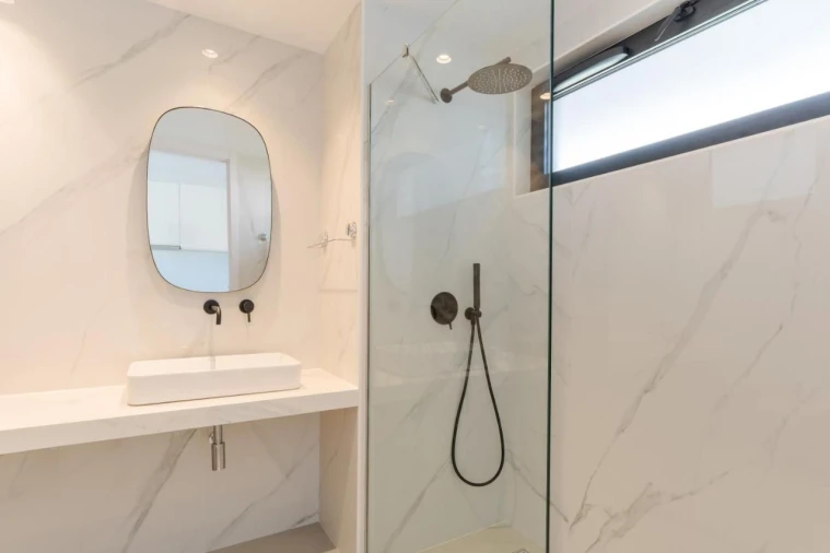 Apartamento T0 para Arrendamento em Funchal Foto 2