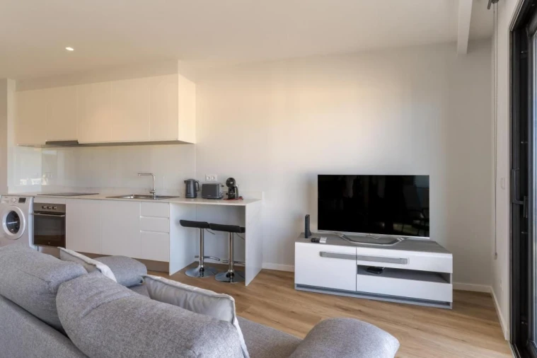 Apartamento T0 para Arrendamento em Funchal Foto 9