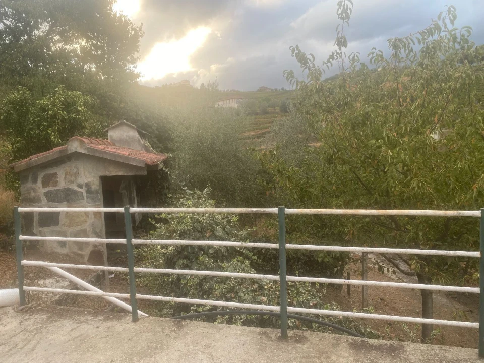 Moradia T3 para Venda em Rio Bom Foto 32