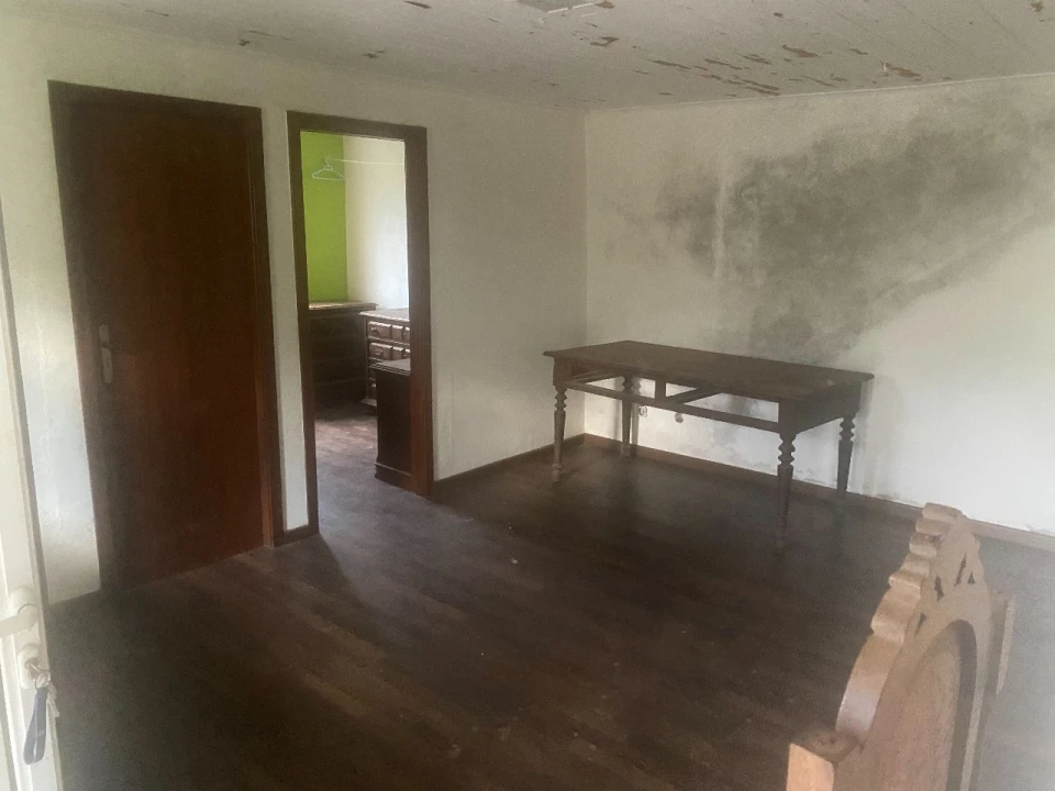 Moradia T3 para Venda em Rio Bom Foto 31